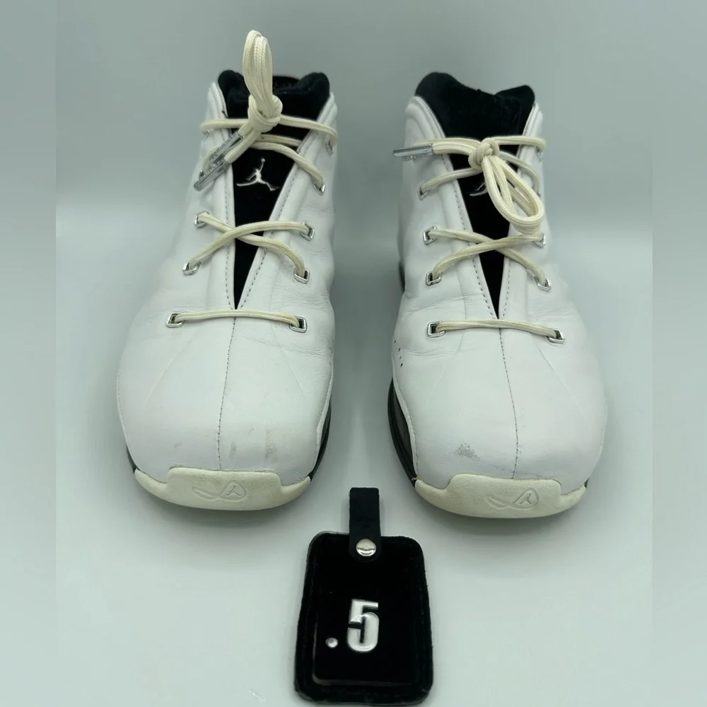 Air Jordan 18.5